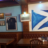 Baba Mac's Dentro
