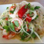 ร้าน เจ๊แตงตามสั่งรสเลิศ ดินแดง Comida