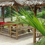 Kae's Exterior