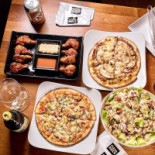 Yáo Gǔn Pī Sà Pizza Rock Wén Huà Diàn Comida