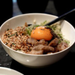 Chán Shāo Ròu Zen Yakiniku Gāo Xióng Diàn Comida