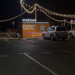 Method Burger Exterior