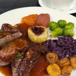L.may Eatery Comida