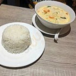 Mong Lay Comida