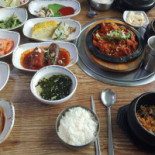 돌남산쌈밥 Exterior