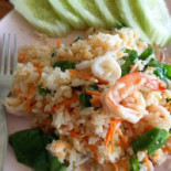 แพบ้านส้ม Comida