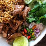 กอบัว อาหารไทย เขาวัง ราชบุรี Dentro