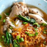 ครัวอัสมาหน้าเทศบาลทรายขาว Comida