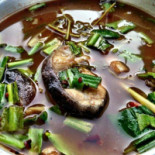 ครัวเจ๊น้อย Comida