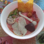 หมูอ้วนเย็นตาโฟ สันกำแพง แม่ข่า ฝาง Comida