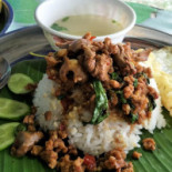 กะเพราถาดซุปเปอร์เล้งแซ่บ Comida