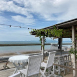 Ocd Beach Cafe Hostel Exterior