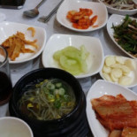 녹황우식당 Comida