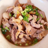 ชัญญาก๋วยเตี๋ยวเรือรสเด็ด Comida