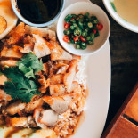 ร้านอาหารป้าเล็ก ลุงชา Comida