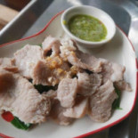 เตี๋ยวเรือรังสิต แม่ข่า Comida
