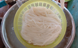 ร้านข้าวปุ้นซาว Comida