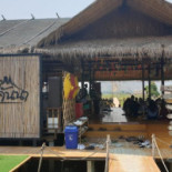 Tam Lun Thung Whitehouse Resort/cafe/ ตำลั่นทุ่ง Comida