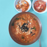대우칼국수 Comida
