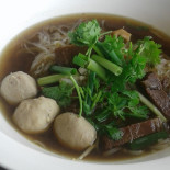 ก๋วยเตี๋ยวเนื้อรสเด็ดภูซาง Comida