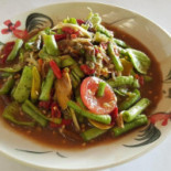 ครัวป้าฝน ไก่ย่างป้าฝน กาแฟสด Comida