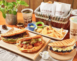 Xiǎo Mù Wū Sōng Bǐng Táo Yuán Zhōng Zhèng Diàn Comida