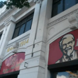 Kfc Kandy Dentro