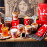 TWO SHOTS 東門店 Comida