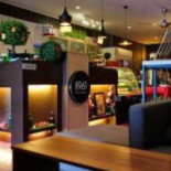 Cafe Nineteen Sixty One Dentro