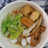 Tiān Xiāng Yǒng Píng Shǒu Gōng Yú Wán Tian Xiang Fish Ball Comida