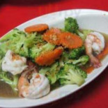 Restoring Warinee Tom Yam Comida