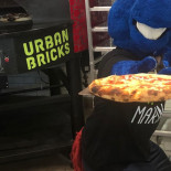Urban Bricks Kitchen Comida