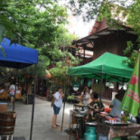 พนา คาเฟ่ Exterior