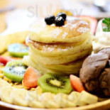 Box Gallery food