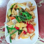 ครัวแม่แดง Comida