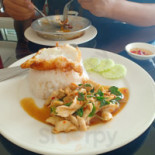 เจียวกี่ Comida