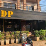 Cafe De Ponk Exterior