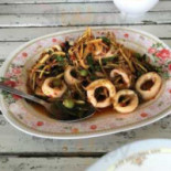 ศรีบ้านเพ Comida