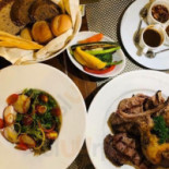เดอะบีชบาร์ Comida