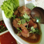 คุ้นลิ้น Comida