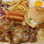 สเต็กลุงตุ้ย Comida
