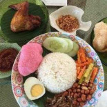 Sambalacha Cafe Bangkok By Uncle Pang Comida