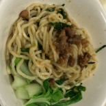 Zhān Jì Niú Ròu Miàn Comida