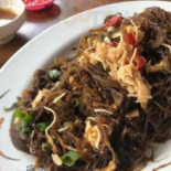 Qiū Xióng Xiān Yú Xiǎo Chī Comida