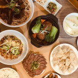 Lì Duàn Jīn Jiā Chuán Juàn Cūn Wèi Comida