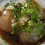 Dōng Gǎng Zhèng Zōng Ròu Wán food