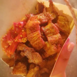 Kěn Dīng Xiǎo Shān Zhū Shí Bǎn Kǎo Ròu Comida
