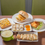 Bù Lǎng Dí Zǎo Wǔ Cān Zhǎng Yì Diàn Comida