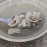 Hóng Xī Shì Shāo Ròu Hǎi Xiān Yuān Yāng Guō Dentro