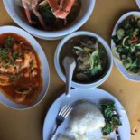Megi Ketam Bistro outside